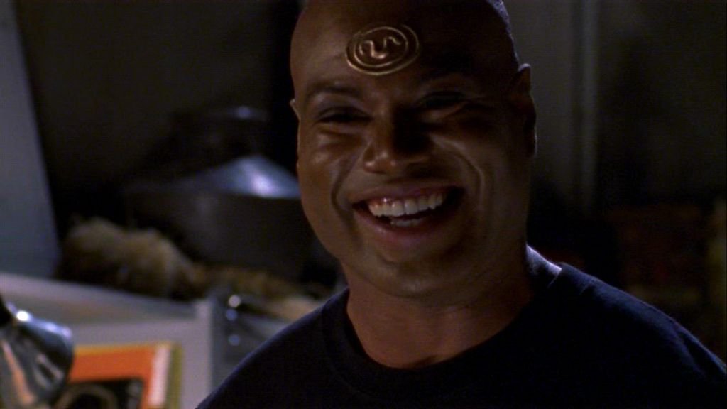 StargateDiscord's tweet photo. A serpent guard, a Horus guard, and a Setesh guard meet on a neutral planet. It is a tense moment. The serpent guard’s eyes glow. The Horus guard’s beak glistens. The Setesh guard’s nose drips. https://t.co/2xMPJggKus