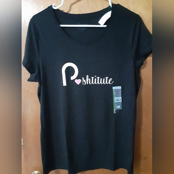 eyeball32's tweet photo. So good I had to share! Check out all the items I'm loving on @Poshmarkapp #poshmark #fashion #style #shopmycloset #noboundaries: https://t.co/bW0Gg7cxMg https://t.co/hqWwdjHKbJ