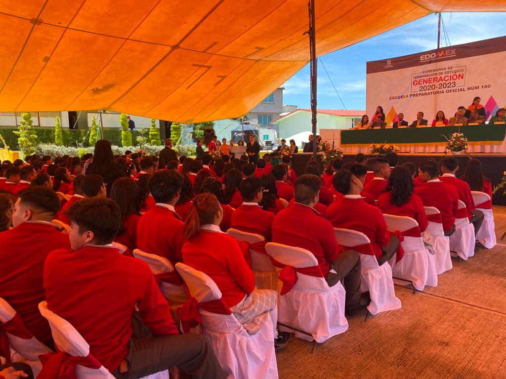 ESCUELA PREPARATORIA OFICIAL NÚM. 180 tweet media