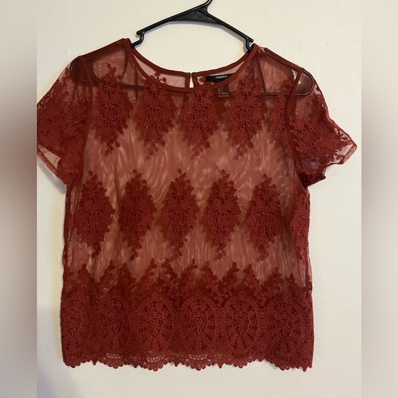 jadehelm61's tweet photo. So good I had to share! Check out all the items I'm loving on @Poshmarkapp #poshmark #fashion #style #shopmycloset #forever21 #ragbone #lunaoflondon: https://t.co/rYghtGQRvN https://t.co/7y8Pd714dV