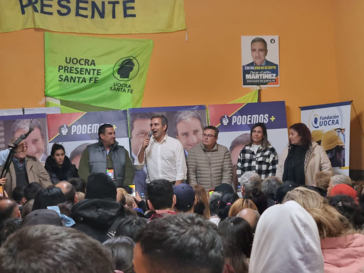 cachi_martinez's tweet photo. #SantaFe Cerramos nuestra campaña en la ciudad con un emotivo acto en la sede de la UOCRA Santa Fe. Gracias por recibirnos en un día gris pero repleto de la fuerza y la energía de la militancia! #PODEMOSMAS https://t.co/5NSGK8mOOx