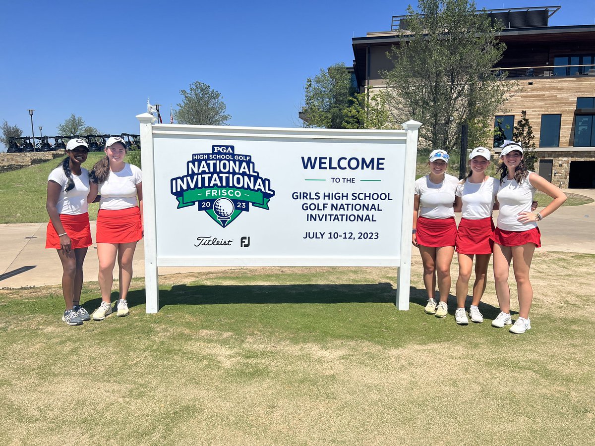 LadyElksGolf's tweet photo. The Lady Elks Golf Team placed 10th at the National Championship in Frisco, Texas this week. The girls played 3 rounds: Fields Ranch East and West, as well as Old American GC. Great golf season! Best in school history! https://t.co/NkSX5OMuGk
