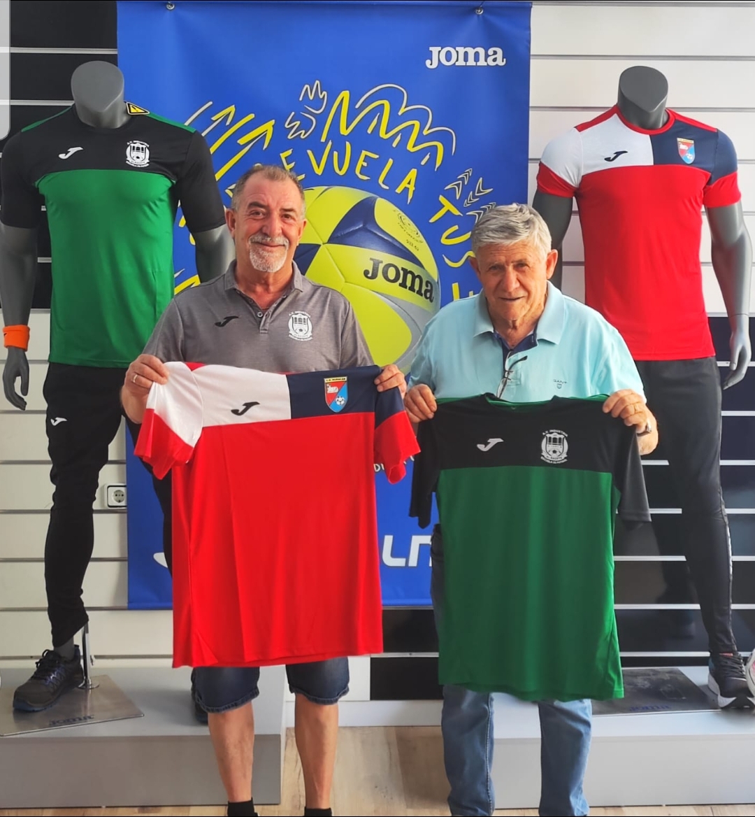 HuracanBoficial's tweet photo. ⚽⚽⚽ NOTICIÓN ⚽⚽⚽

Acuerdo de filialidad firmado entre el @huracandebalazoteoficial y el @avindustria 🤝🤝

Este año tendremos como filial a la escuela de fútbol @avindustria para trabajar de la mano en nuestra temporada en 3RFEF.

🔴🔵SoñemosJuntos🔵🔴 https://t.co/KfhQXVkPOj