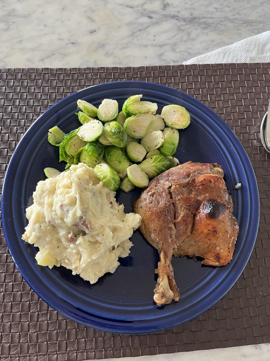 haleyjason's tweet image. Quick dinner before tonight’s #VirtualBostonAzure meeting