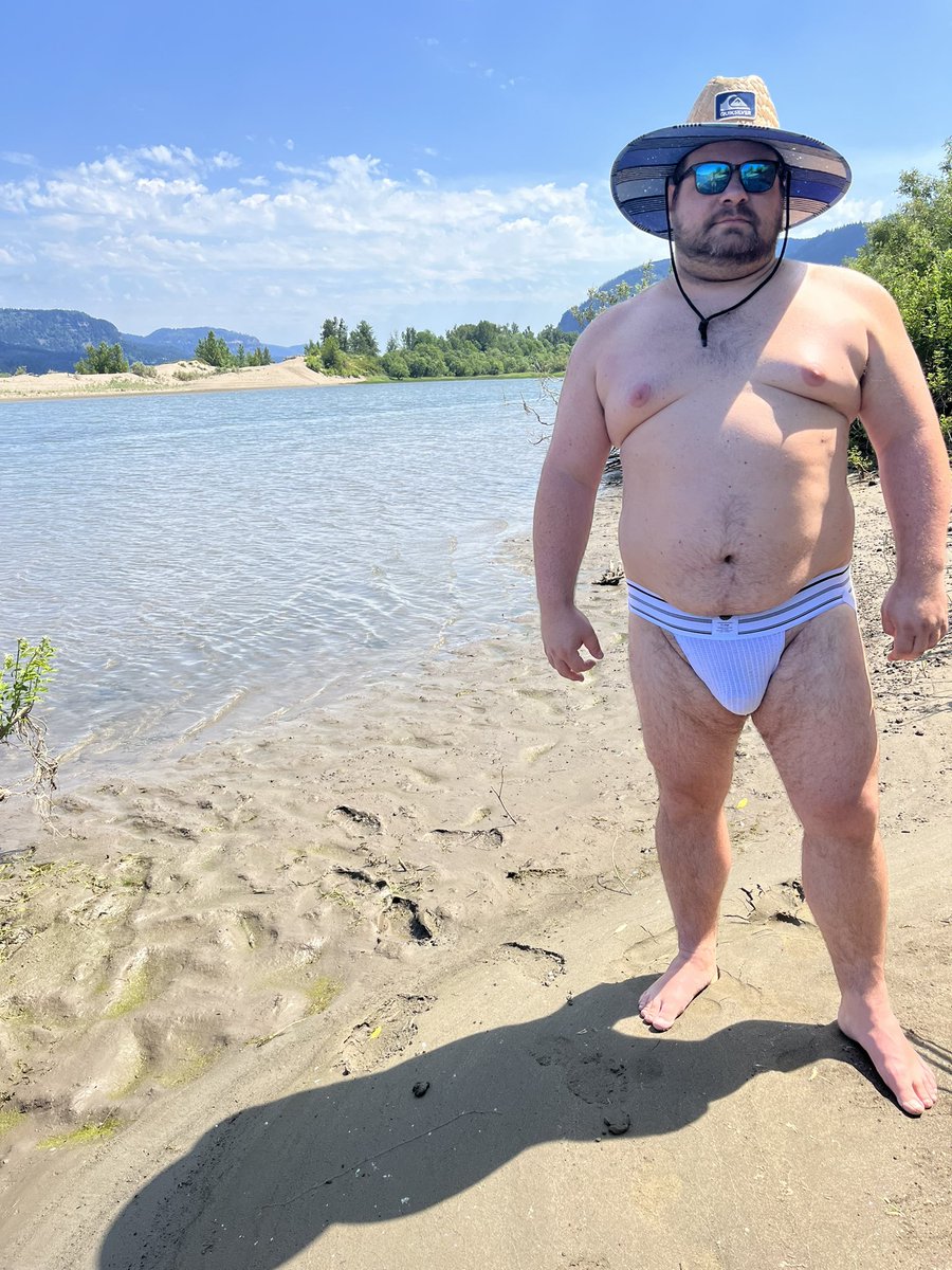 chaserandbear's tweet photo. Ok ok a couple more @SweatyJohnson69 jock pics 

https://t.co/Lqi4GplnLB https://t.co/XOafwVLaXI