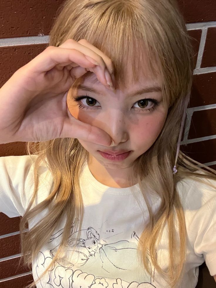 loleritos tweet media