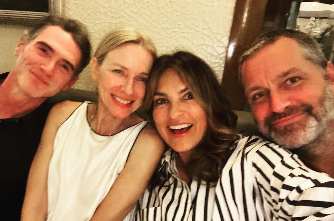 oliviasmariska's tweet photo. “#LondonHighlights hanging with the newlyweds 💍♥️🇬🇧 #londonlife #patriots #brillianttomhollander”
📸 Mariska https://t.co/51huO8nQmZ