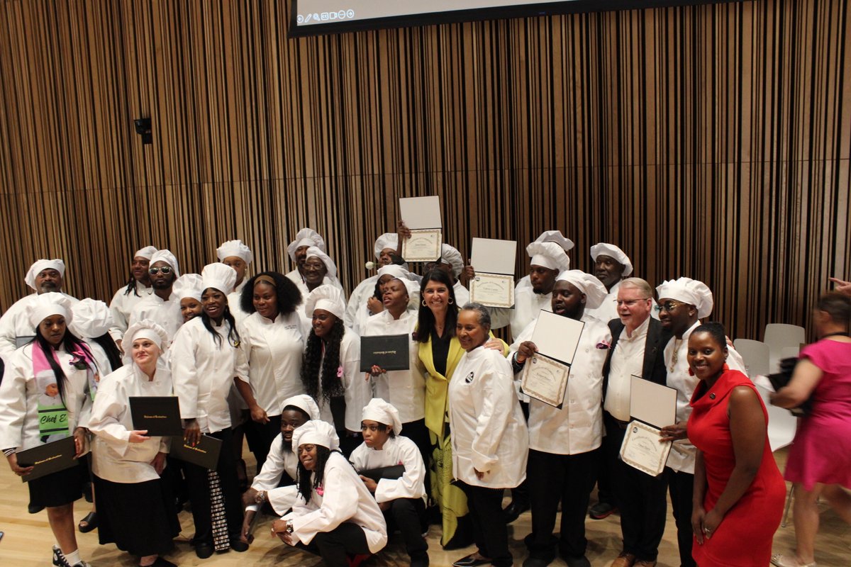 CMBrookePinto's tweet photo. Congratulations to the graduates of @dcck #CulinaryJobTraining program! I was so glad to join their graduation to celebrate the hard work of the graduates. @dcck is doing crucial work to train folks for good, stable jobs & I am so grateful for all they do for our community. https://t.co/jlq65Fp7zm