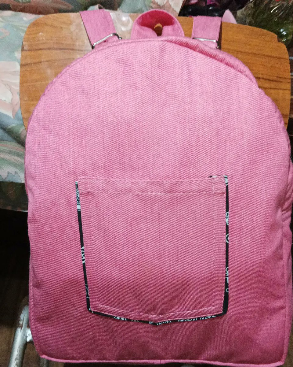 Ru_lif's tweet photo. También tengo mochilas hechas por mi a la venta https://t.co/DUbOWvNN7Z