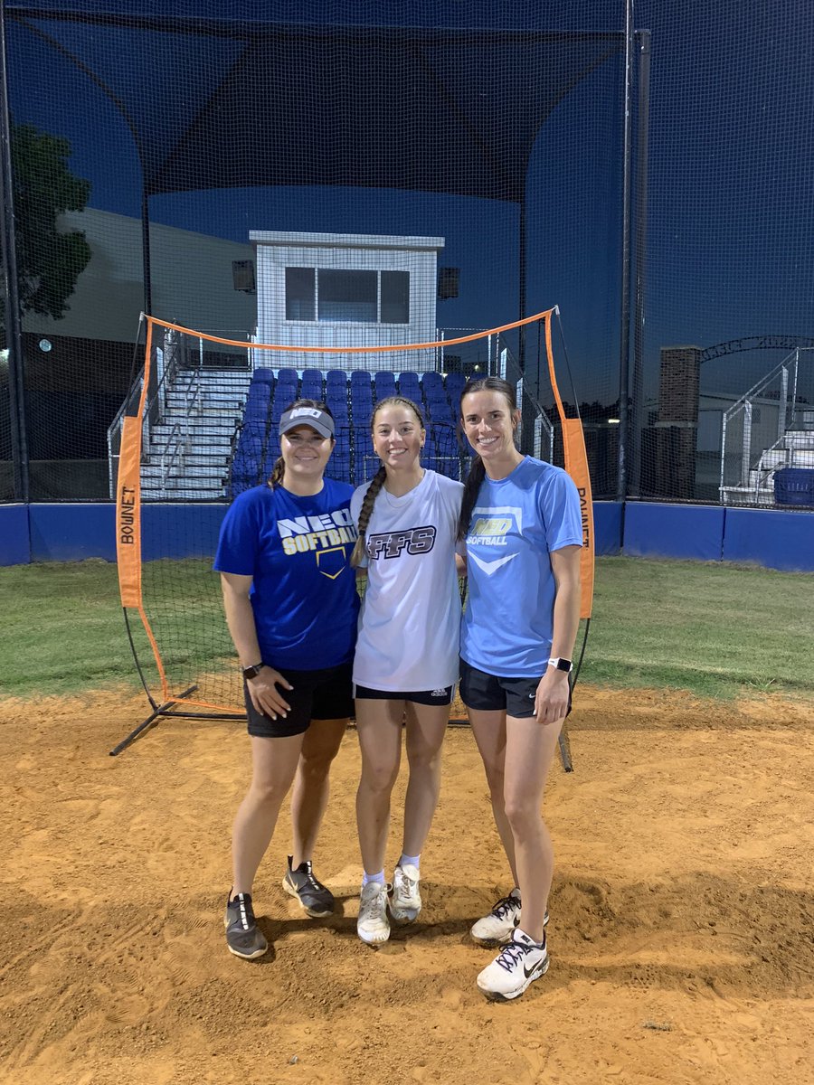 Caitlyn Suhrie (@caitlyn_suhrie) on Twitter photo Thank you <a href="/neosoftball/">NEO Softball</a> for putting on a hitting clinic! I had a great time and learned so much! Thank you <a href="/neosoftball/">NEO Softball</a> for putting on a hitting clinic! I had a great time and learned so much!