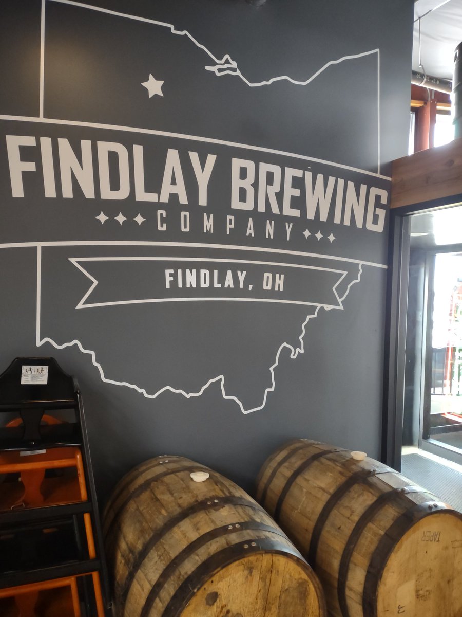BeerSnobSean's tweet image. Well, I'm done now, LOL.  Final brewery taproom visit of the day is @FindlayBrewing.  This porter is super easy going down, a good one for summer.  Gotta start looking for potentials for tomorrow. I already got a sticker here @1SickAssFool!  @MikeSlomba #BEER #ILikeBeer #loveit