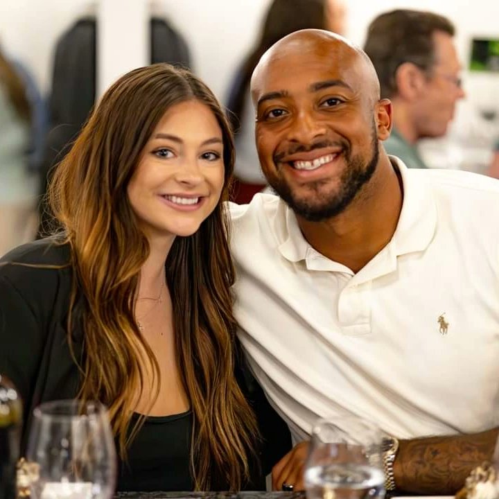 FeedAmericaWI's tweet photo. This just in: Our Dining with the Dillons fundraiser this past weekend raised more than 50,000 meals for Wisconsinites struggling with hunger. Thank you to @ajdillon7, Gab Dillon, Salt Fine Dining, and all the supporters who joined us to make this possible. @packers #GoPackGo https://t.co/Vx1JlRKKbX