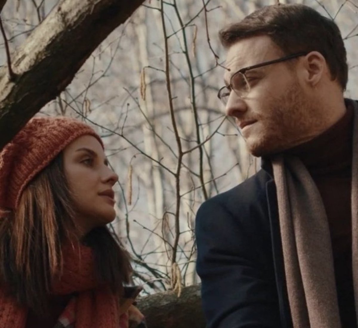 iremleas's tweet photo. ben artık bu ikiliyi izlemek istiyorum 
#Eflatun #iremhelvacıoğlu #KeremBursin https://t.co/dyMjv0Dmkg