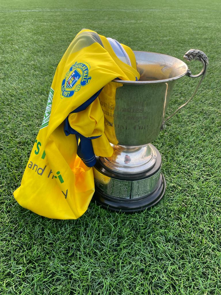 DouglasHall1971's tweet photo. Congratulations to our Ladies Senior team who tonight won the CWSSL Premier League 🏆
Well done girls and enjoy the celebrations https://t.co/zKprY2nZR6