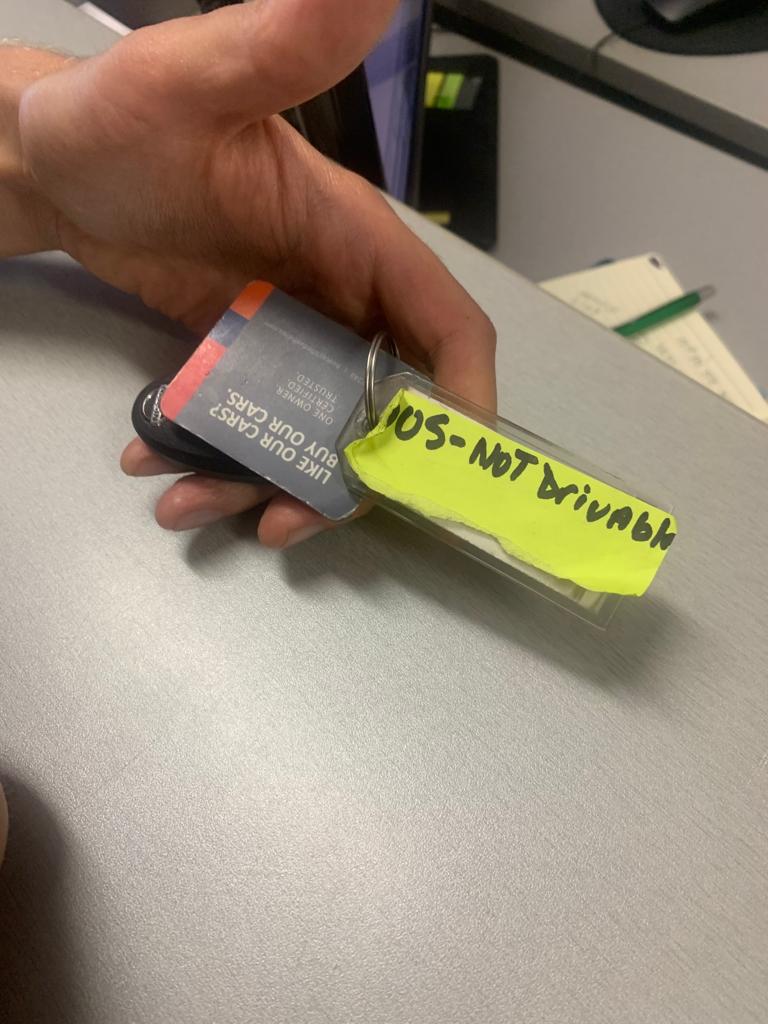 AndySetters's tweet photo. @Avis please answer your phone and sort this out.

You rented me a car from Philadelphia airport that has dodgy brakes. We've just noticed this message on the cars keys...

This is ridiculous. https://t.co/C5TYMAQZtQ