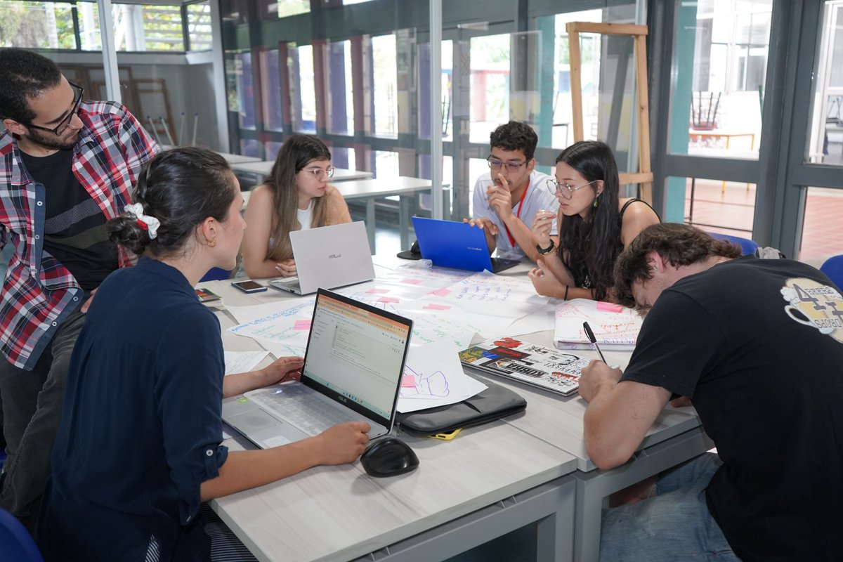 PalmiraUNAL's tweet photo. 📰#NoticiaUNAL | Universidades de 🇨🇴🇧🇷🇮🇹 identifican elementos del patrimonio tangible e intangible del Valle del Cauca, los cuales se convertirán en propuestas de productos y servicios inspiradores y sostenibles que responderán a necesidades sociales👉 https://t.co/EAySKXd8Cl https://t.co/VI82fsm1L5