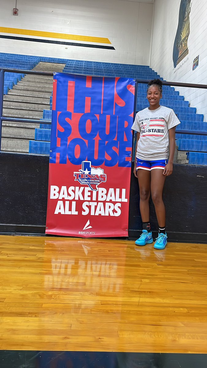 CrosbyGbball's tweet photo. Our All Star!! @Emorilasalle5 https://t.co/Xi3IyWwiPe