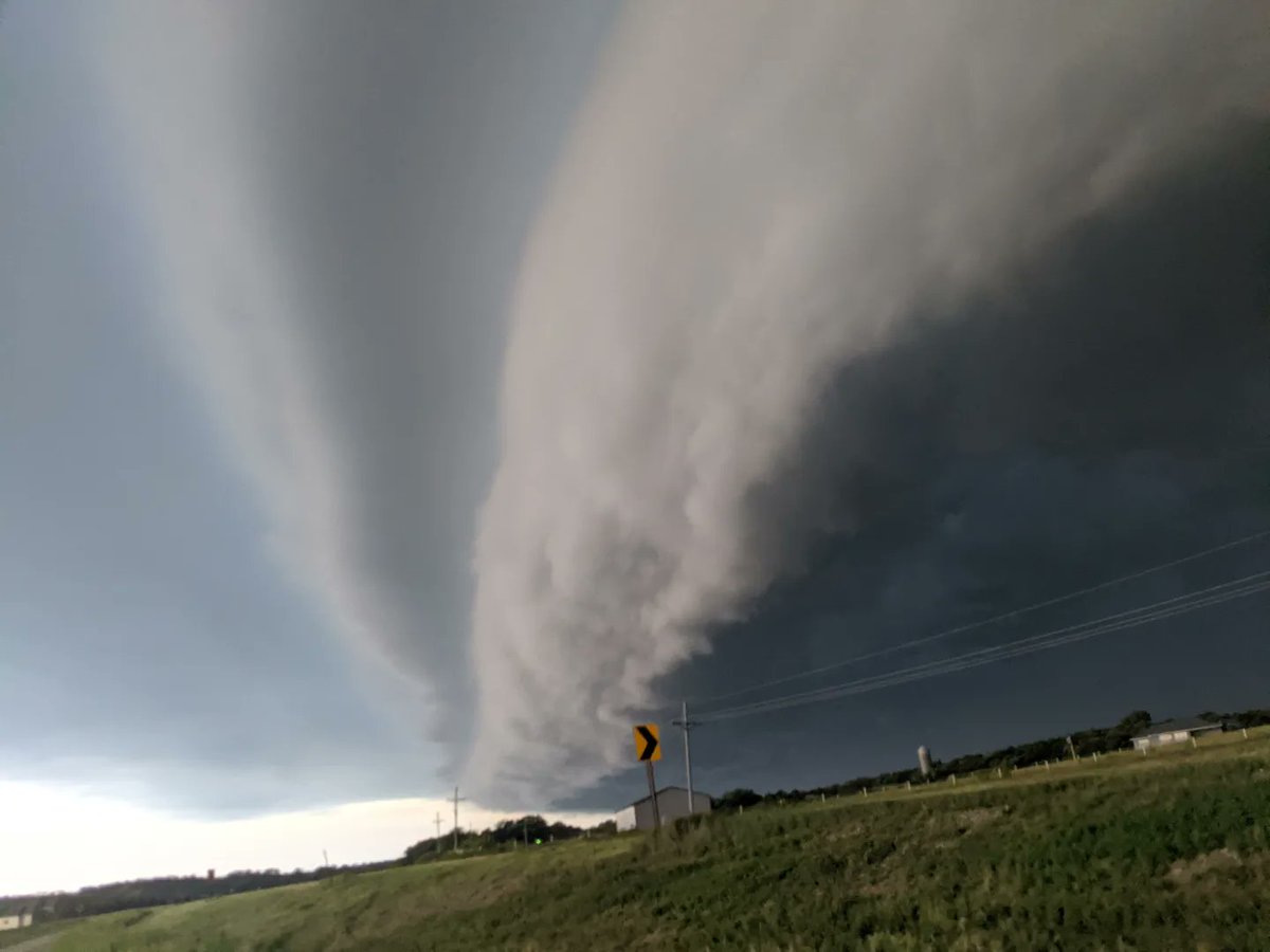 garydougherty_'s tweet photo. Caught in major Tstorm during morning run. Tried to "El D" back &amp; pulled the hammy...considered seeking shelter in cornfields, but made it back after getting battered around a bit.
 "Running" shots and lil' vid while trying to outrun it. 
@BillRandbyKETV #Nebraska #Tstorm https://t.co/OLHbz06vE6