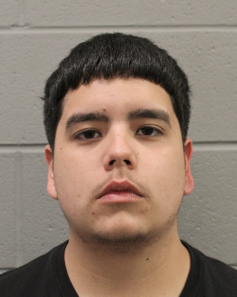 houstonpolice's tweet photo. WANTED: We need your help finding these 6 suspects charged in multiple auto thefts throughout the city of Houston.  

Pictured below are:
Enrique Osvaldo Lopez, 19, Gabriel Reyes, 25, Pedro Nunez, 23, and Marco Castillo, 22.  

They are all charged with felony theft. 

(1 of 2) https://t.co/WgfT8Dym4P