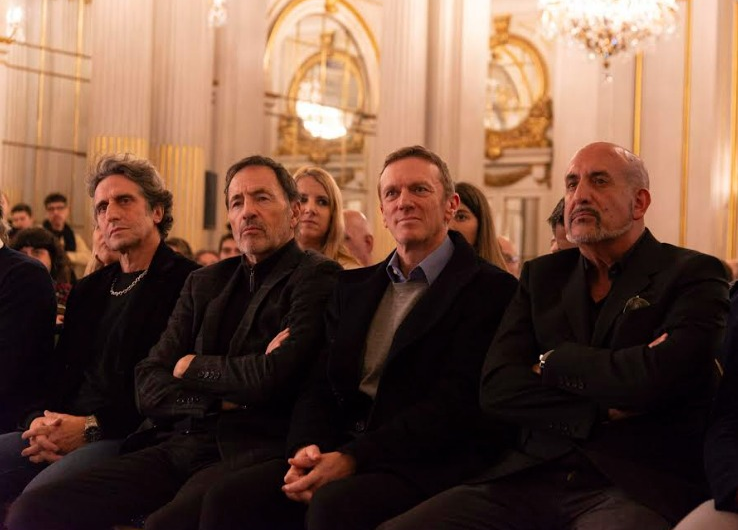 simuscreens's tweet photo. 20 años después, Los Simuladores fueron reconocidos de INTERÉS CULTURAL por la Legislatura de CABA.

La mejor serie de la historia de la televisión. https://t.co/wUlvJq2Hfq