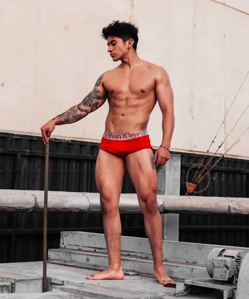 Adamz18k's tweet photo. Waooo esa si es una rica polla, 🔥🔥🔥SIGUEME❤️‍🔥…. para poder ver más contenido y no te olvides seguirme en mi cuenta de respaldo @cortez18k apóyame 🩷 
@Funny_MXXX 
@EDOMEXXXGay 
@GloryholeMexic0 
@radargaymx 
@comechacal https://t.co/4EvQkFRp02