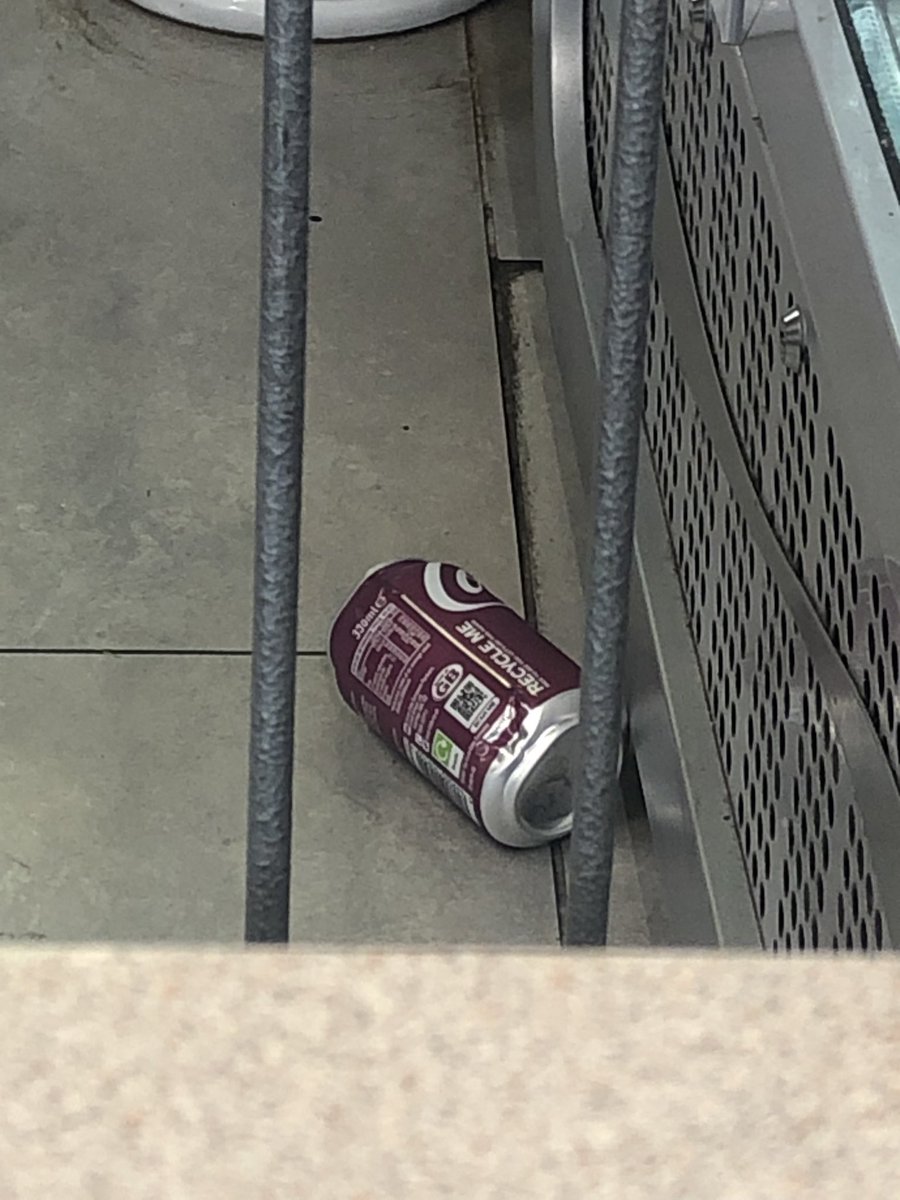 a story in 2 photos :(