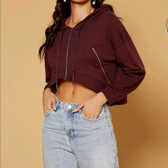 So good I had to share! Check out all the items I'm loving on <a href="/Poshmarkapp/">Poshmark</a> #poshmark #fashion #style #shopmycloset #pinklily: posh.mk/xDt9RsSUnBb