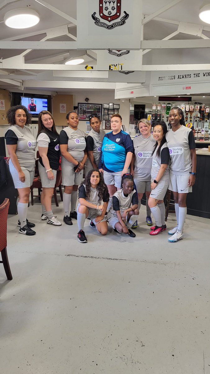 Our womens team got invited to a Meet &amp; Greet with Jill Scott by our partners, Starling Bank and ended up training together 😊. 

These kits were given to us by our partners @gift_of_kit <a href="/StarlingBank/">Starling</a>
Many thanks to all our supporters for our womens section <a href="/RBKC/">Royal Borough of Kensington and Chelsea</a> <a href="/middxfa/">Middlesex FA ⚽️</a> <a href="/TNLUK/">The National Lottery</a>