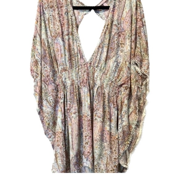 So good I had to share! Check out all the items I'm loving on <a href="/Poshmarkapp/">Poshmark</a> #poshmark #fashion #style #shopmycloset #michaelkors #victoriassecret: posh.mk/LmyGrOWUnBb