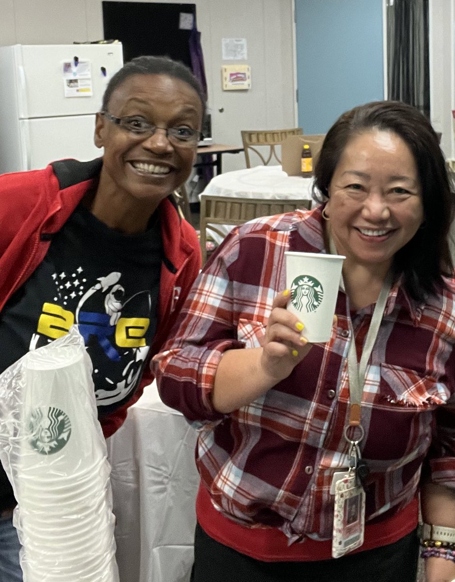 Ashibley_T's tweet photo. Thanks a βlatteβ @Starbucks for donating coffee to our amazing summer school staff!! #summerprogramsfbisd #multilingualprogramsAFE #summerbridgeAFE @FortBendISD @FBISD_MSD https://t.co/sTbkPLNnLi