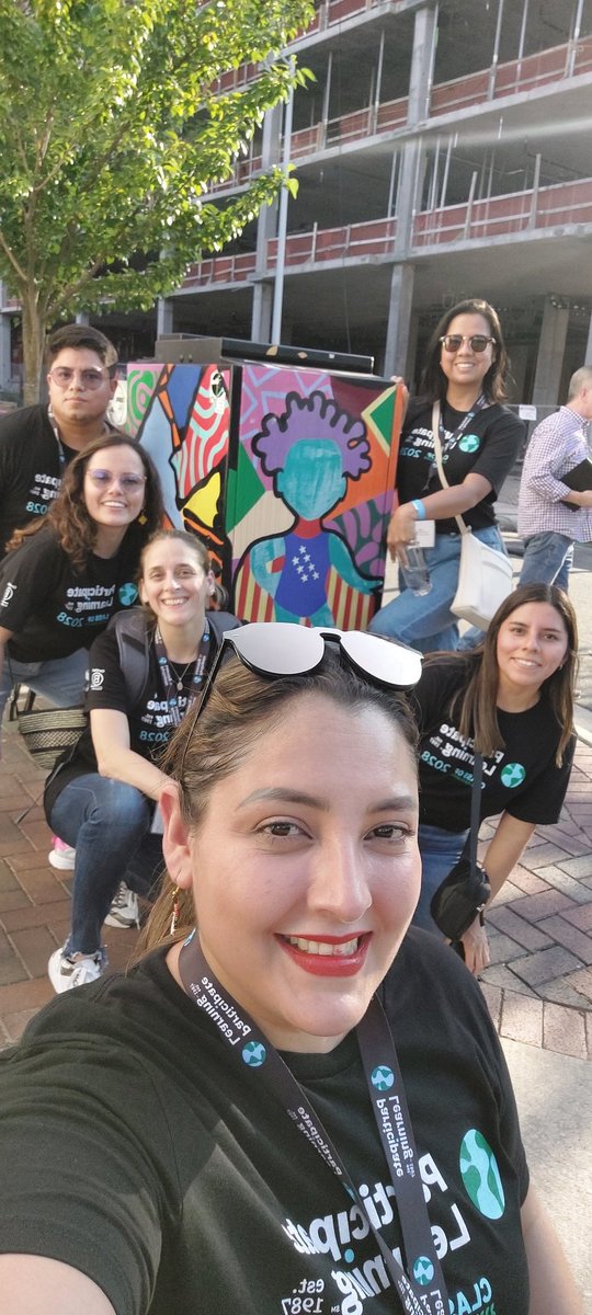 Team 2 checking out more art <a href="/ParticipateLrng/">Participate Learning</a>
#PLOrientation2023 #UnitingOurWorld