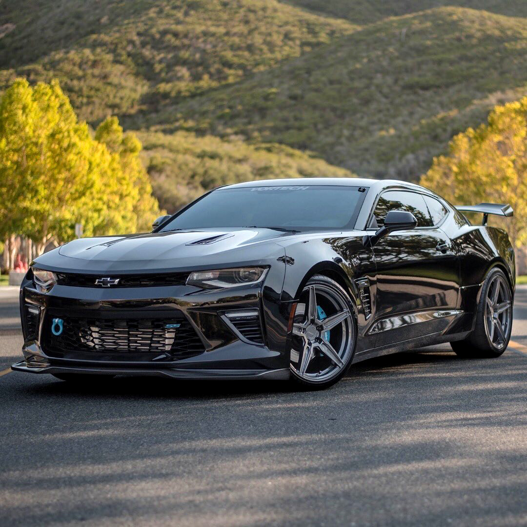 CARiD_com's tweet photo. Impossible to go incognito.
#caridmusclecar #musclecars
#SuperCars #challenger #velgenwheels #dodgefans #chevyfans #chevrolet #ford #fordmustang #shelby #fordperformance #mustang #gt350 #car #carlifestyle #s550only #fastcar #mustanggt #shelbygt500 #torque #gt500 https://t.co/uAbWB0KrBS