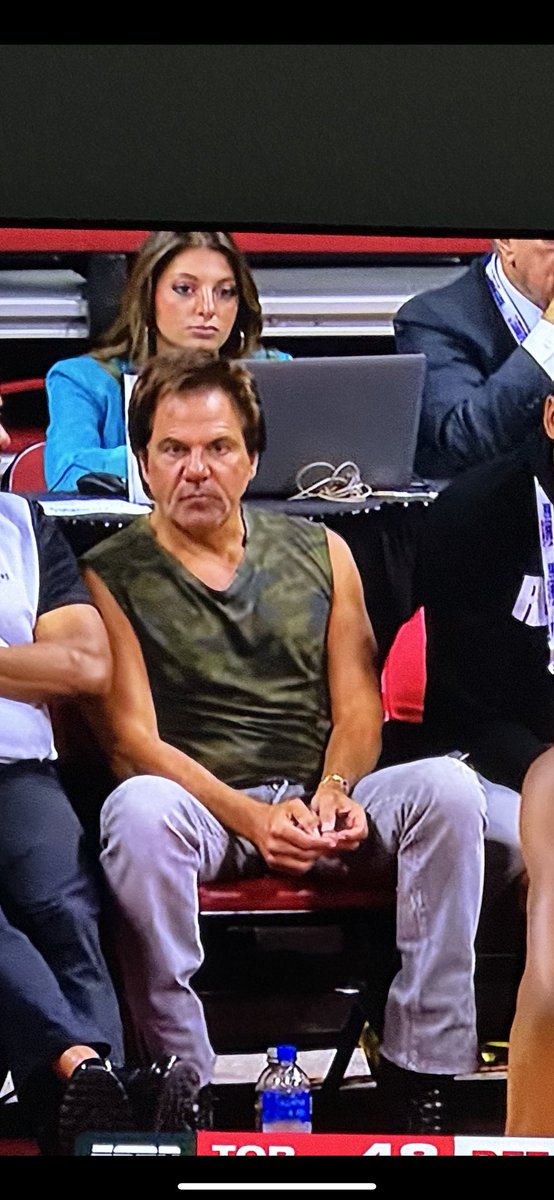 D_Schandy24's tweet photo. The owner of your Detroit pistons https://t.co/5n6S2nMLkh
