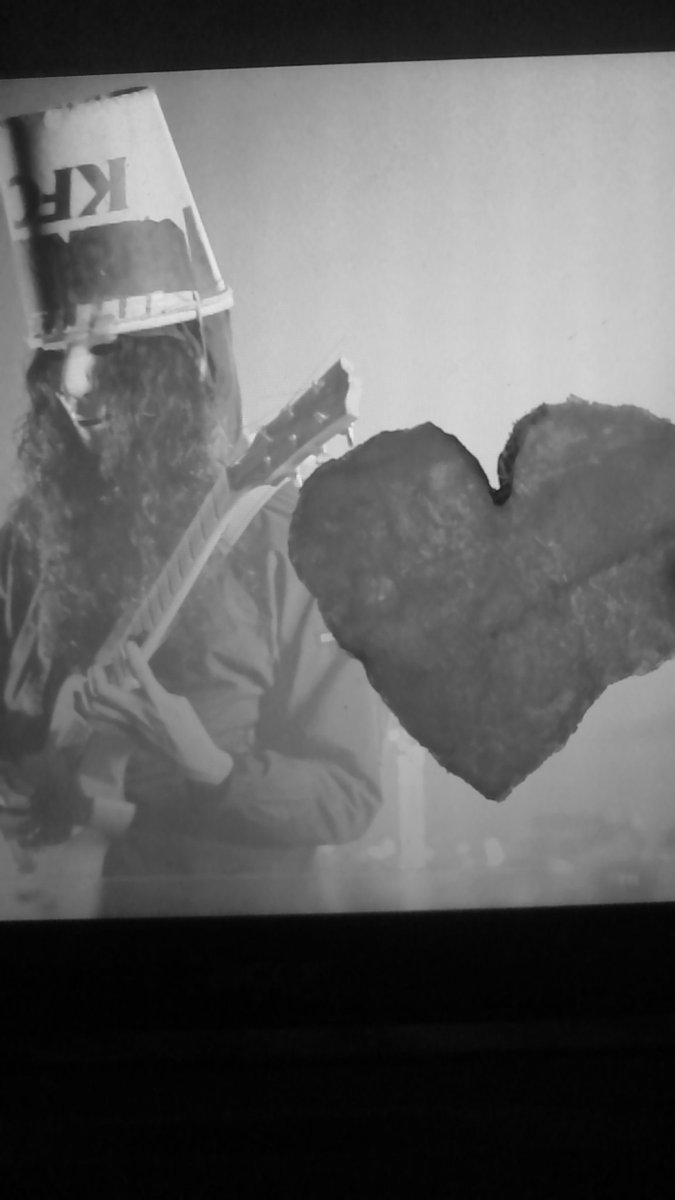 Slash000000000's tweet photo. ❤️ https://t.co/ApxgctLdNL