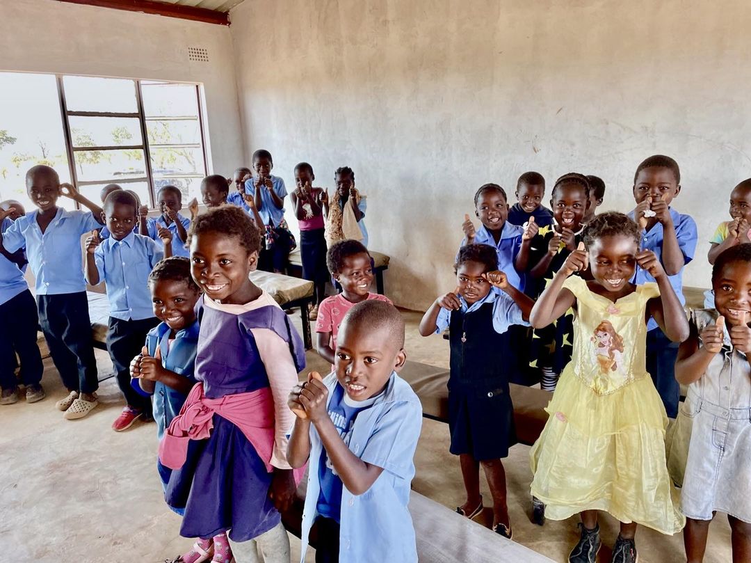 FreeHavenCommu1's tweet photo. At Chibule Village, we're dedicated to supporting education. We contribute to the salary and upkeep of Chibule Pre-School, provide supplies, and aim to add a grade one class next year. Help empower with a monthly sponsorship of $60 or any contribution. https://t.co/PY6xrDwAW7 https://t.co/AOvkkyjeai