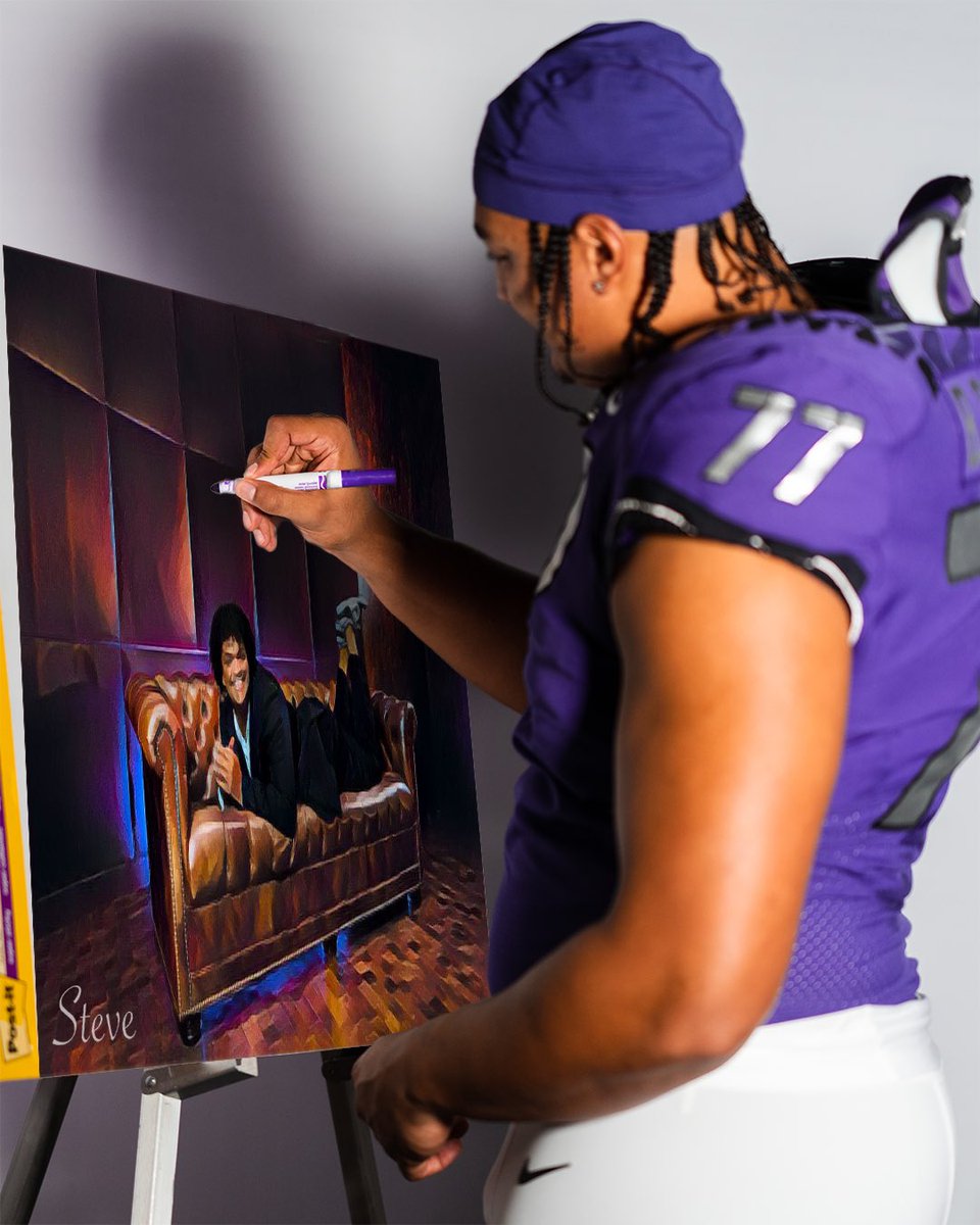 I guess @b_coleman77 is the next Picasso 🎨 #GoFrogs | #DFWBig12Team