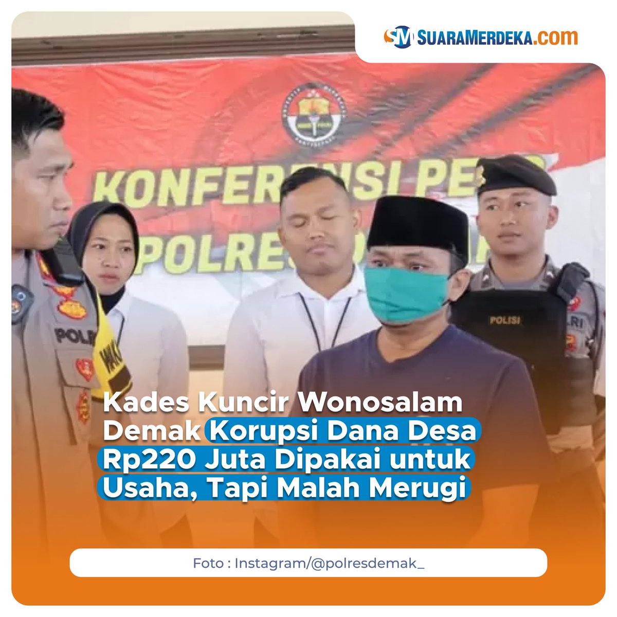 suaramerdeka's tweet photo. Seorang kepala desa berinisial AT di Kabupaten Demak ditangkap polisi. Hal ini lantaran dirinya diduga melakukan tindak pidana korupsi.
https://t.co/7e9myA0VOl
#suaramerdeka #suaramerdekacom #korupsi #kades #kepaladesa #wonosalam #demak #memperkayadiri #danadesa https://t.co/ZFVAWZik2t