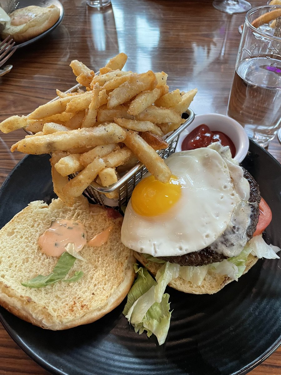 KatieCanete's tweet photo. Every time @NashvilleScene hosts a food-centric week in town it becomes my entire personality. This one from STK is going to be hard to beat. 🤤
#SceneBurgerWeek23 https://t.co/BJdigAP1uz