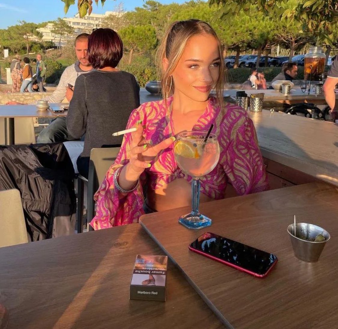 KookySmokes's tweet photo. #smoking #smokingfetish #smokingwoman #wonan #rauchenisttötlich #rauchenistgeil
#sexy #fetish #yes #love #ilove https://t.co/0sqAZ0PIfK