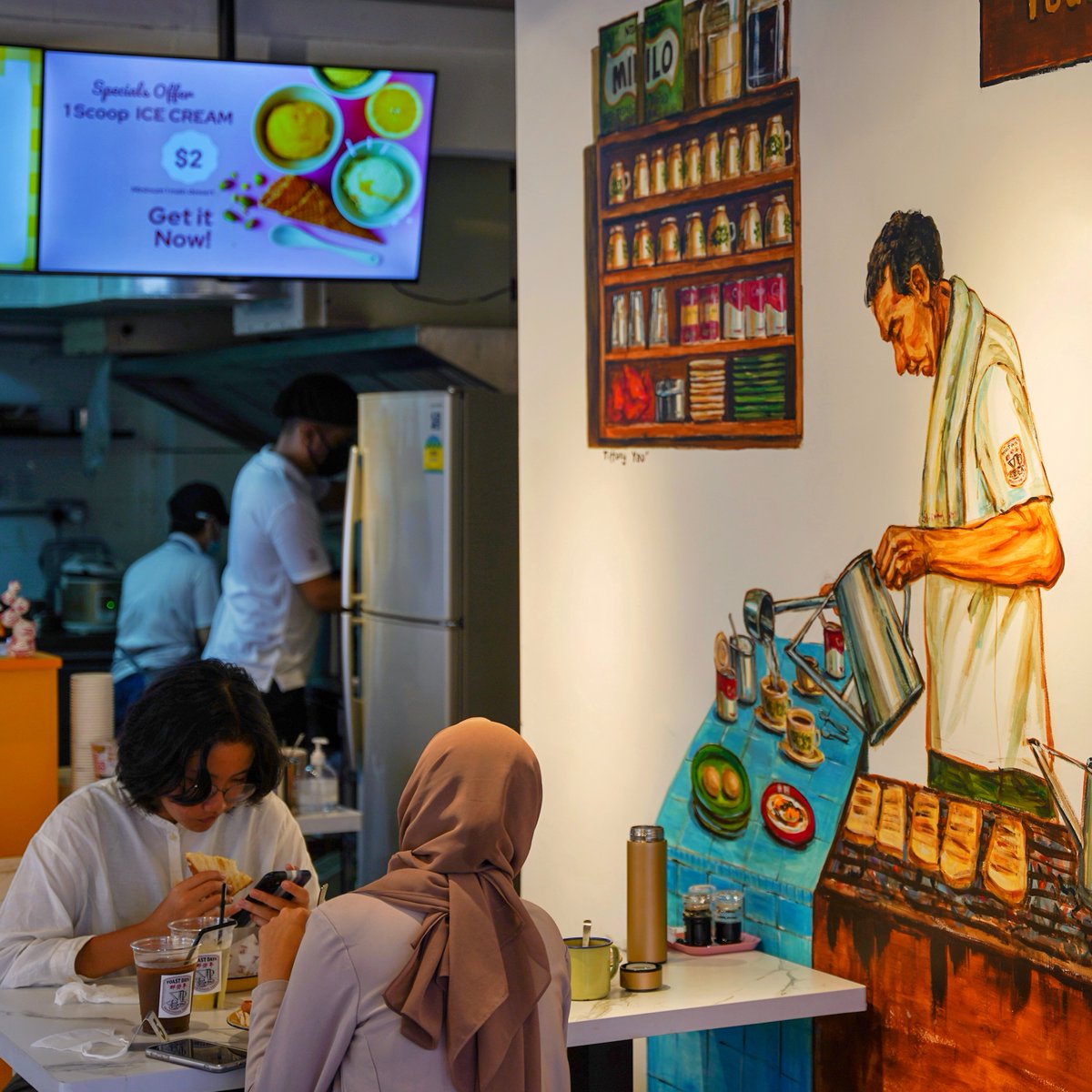 liveatweave's tweet photo. When in #Singapore, breakfast before work is a must 🍞☕

#WeaveSuites – Midtown is aptly located in the Kampong Glam area which houses several delicious food spots.

#WeaveLiving #KampongGlam https://t.co/WQNt1P6kIt