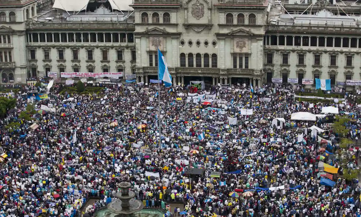 MarcosAntil's tweet photo. SÍ EL @TSEGUATEMALA HA DECIDIDO PROCEDER CON
LA DECISIÓN CIUDADANA, 
LA CIUDADANÍA DEBEOS UNIRNOS PARA PROTEGER Y
ACUERPAR AL TSE.

SE TRATA DE DEFENDER EL DERECHO DE NUESTRAS HIJAS Y NUESTROS HIJOS.

EN LAS CALLES. EN LA AUTOPISTA DIGITAL. EN TODO NUESTRO ENTORNO.

¡SE TRATA DE DEFENDER A #GUATEMALA!

#MIGRANTE #ELECCIONESGT2023