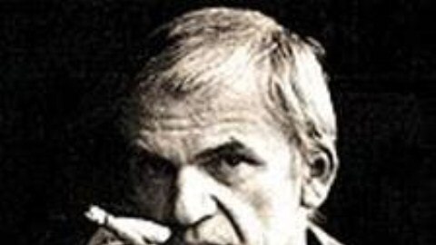 Dashabbas's tweet photo. میلان کوندرا، از بزرگ‌ترین نویسندگان ادبیات جهان، در پاریس درگذشت.
بشر به چه میزان و تا به کجا می تواند تحت فشارهایی که تاریخی خشونت بار و  ترس آور برایش به همراه داشته زندگی کند و هنوز هم خصوصیات انسانی خود را  حفظ کند؟ https://t.co/71lWQkObd4
