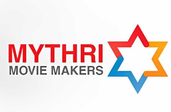 TeluguVox's tweet photo. Mythri Movie Makers to test the water in Mollywood
https://t.co/Jlp3Zw0GgM
#MythriMovieMakers #MalayalamProject #TovinoThomas #NadikarThilakam #LalJrDirector #Godspeed #NaveenYerneni #YRaviShankar #AllanAntony #AnoopVenugopal #KochiShoot #YakzanSuvinSSomasekharan #GaryPereira #NehaNair #AlbyCinematographe