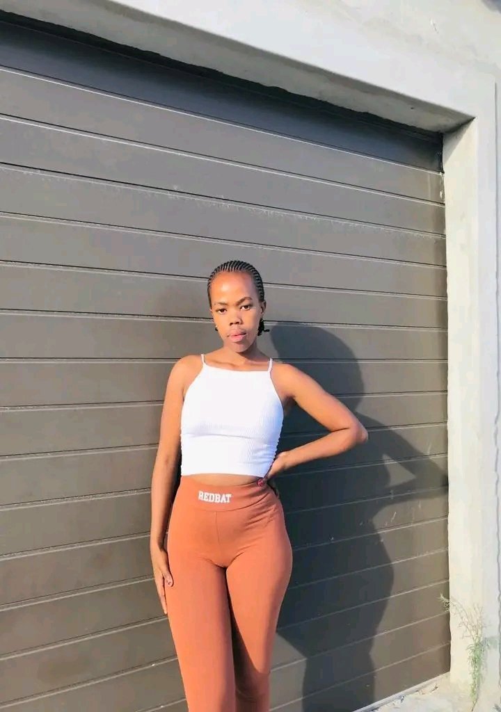 MDNnewss's tweet photo. Sikelelwa Mona, 18, was found dead at a neighbour's shack in Taiwan Site C, Khayelitsha, on 8 July 2023. It is alleged that Sikelelwa was served alcohol mixed with eye-gene drops before she was gang-raped by her two neighbours.

#MDNnews https://t.co/rSKN9f68Cb