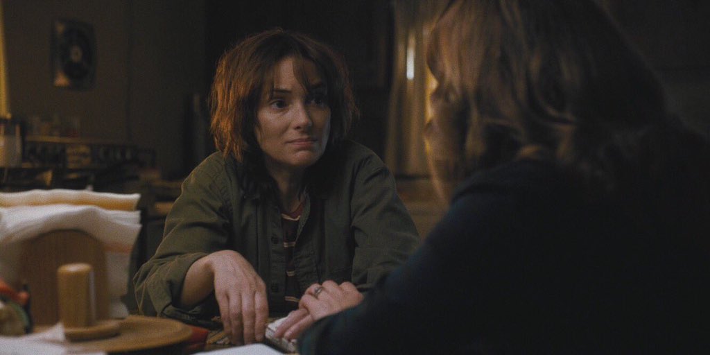 plainlovesong's tweet photo. STRANGER THINGS MOM YURI https://t.co/9qO6YESXgu