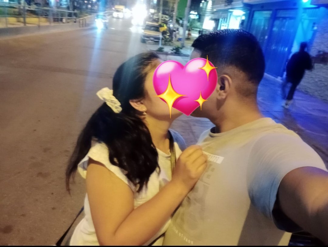 par2620's tweet photo. Mi alondra y su macho de planta el cómo buen enviándome fotos para ver y saber lo bien q la están pasando 🤘🤘#cornudo #hotwife #corneador https://t.co/kxh5NlyUyr
