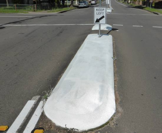 underhelmed's tweet photo. @AlamedaPatch Or... alternatively eliminate the problem altogether by installing safety and traffic calming measures such as raised pedestrian crossings and center refuge at intersections that would also improve safety for pedestrians in general.

#alamtg #VisionZero https://t.co/GWJVn7sr89
