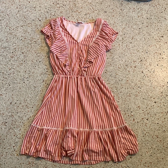 So good I had to share! Check out all the items I'm loving on <a href="/Poshmarkapp/">Poshmark</a> #poshmark #fashion #style #shopmycloset #lclaurenconrad: posh.mk/oqMyOuvkoBb