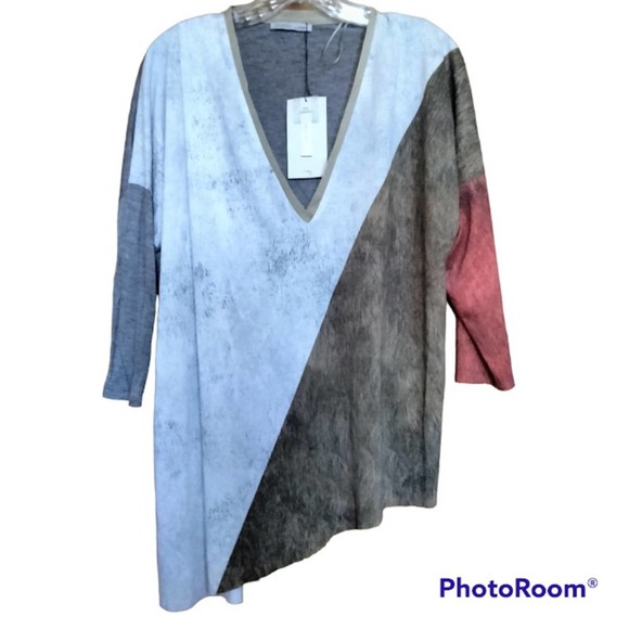 So good I had to share! Check out all the items I'm loving on <a href="/Poshmarkapp/">Poshmark</a> from <a href="/LModa76/">La Moda76</a> #poshmark #fashion #style #shopmycloset #vince #whitehouseblackmarket #zara: posh.mk/iEqRczykoBb