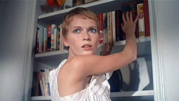 panicomx's tweet photo. #Paniquers, sabían que el primer corte de la película duraba 4 horas. Roman Polanski no sabía qué quitar, por lo que dejó que el editor Sam O'steen decidiera.🎬👻
#Panico #DatosDeTerror #Miedo #Suspenso https://t.co/GDdEbASwzr